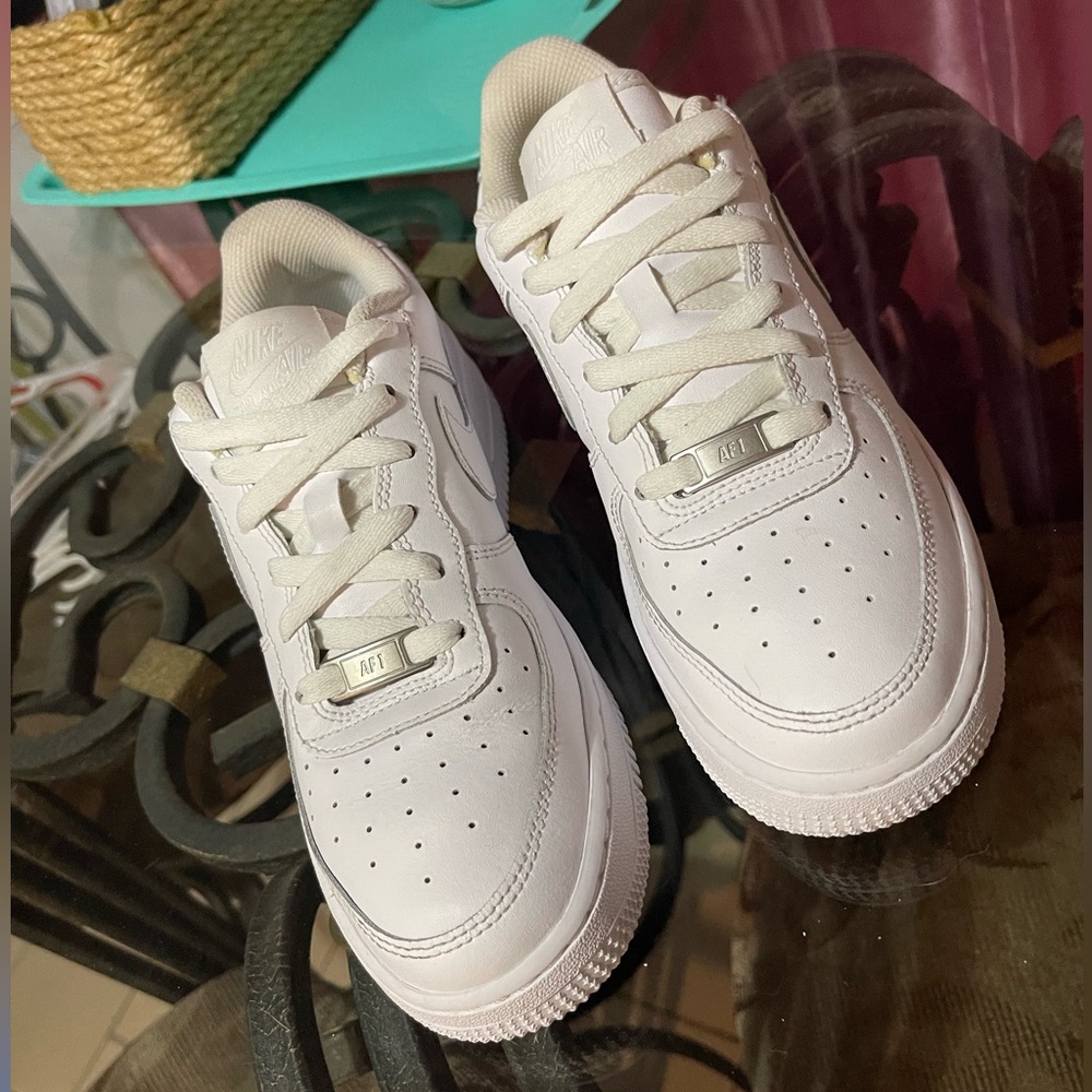 Nike air force 1  Low size 6 Youth